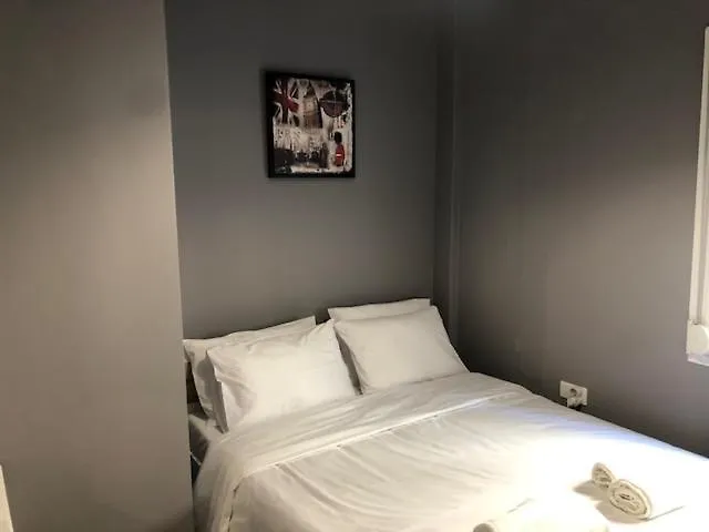 Cozyhome 5 Kamara Apartmán *